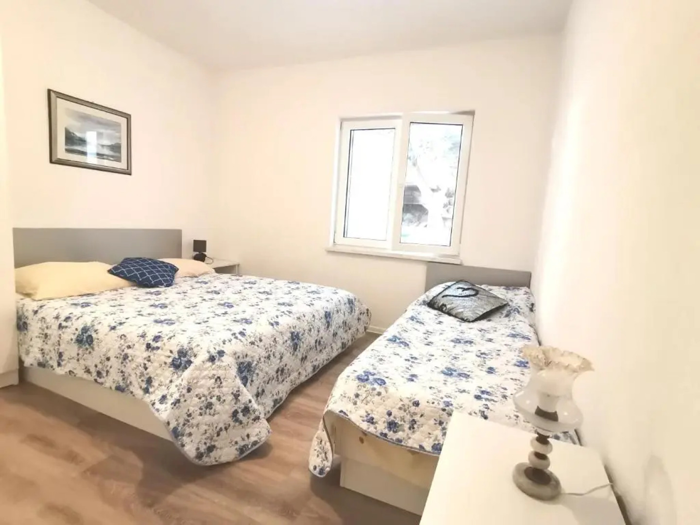 Top 10-1 bedroom apt/terrace