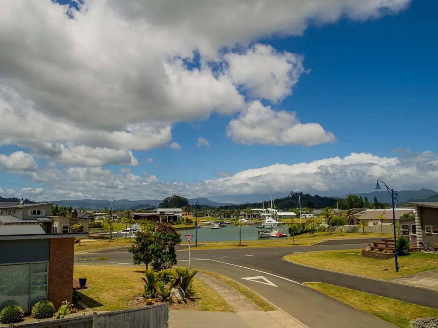 Tattletails Rest - Whitianga Holiday House