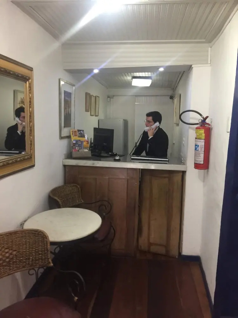 Solar Cláudio Manuel Pousada