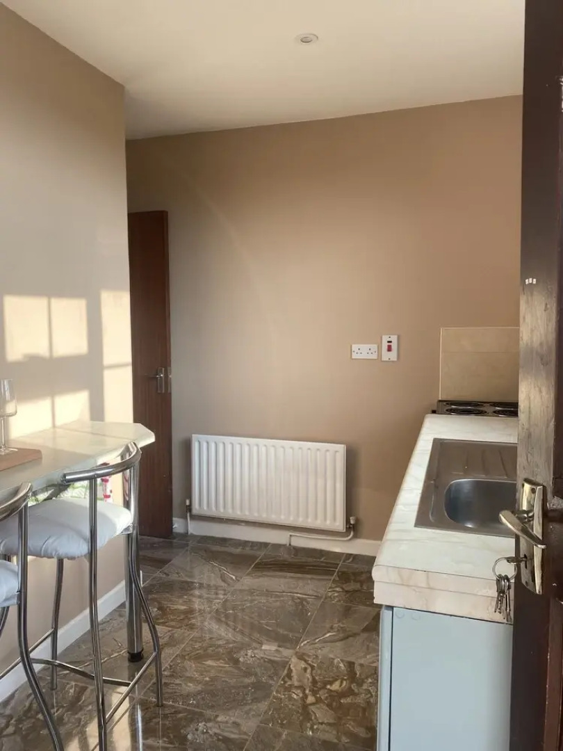 Carratraw Apartment,