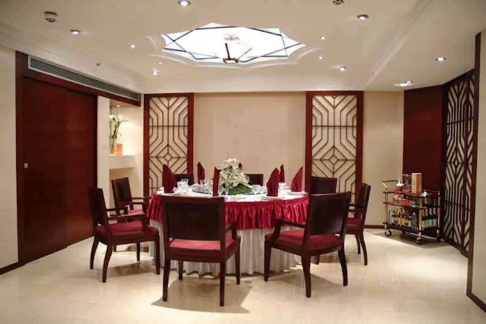 Changchun Hainan Mingmen Hotel