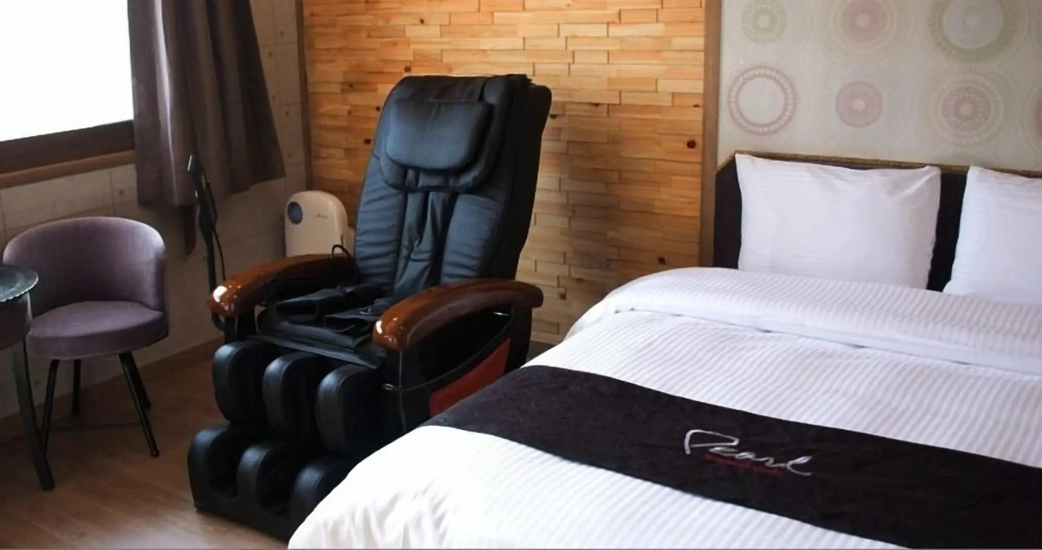 The 7 Business Hotel