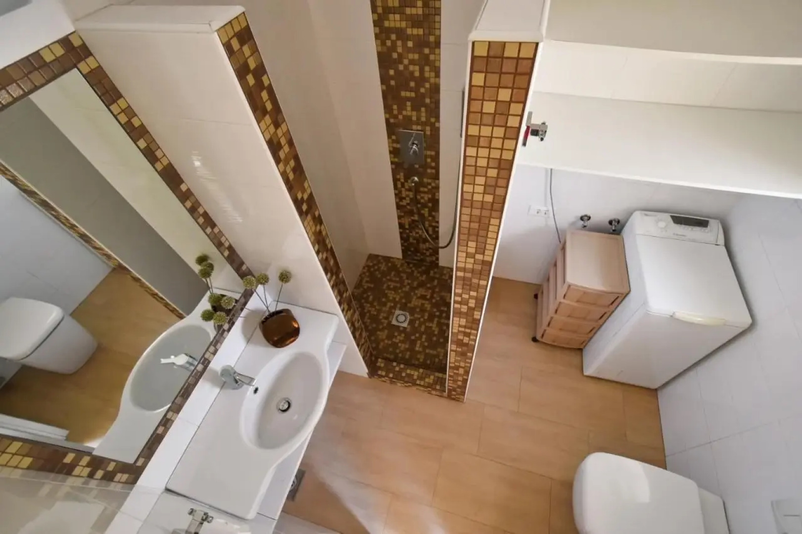 Apartment and Rooms HISA SONCA