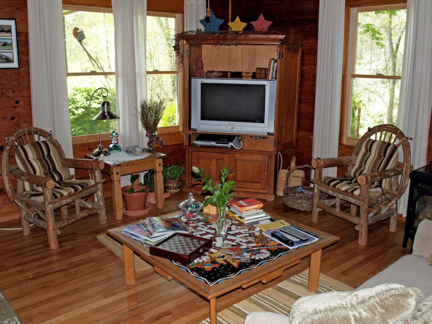 Henson Cove Place B&B with Cabin