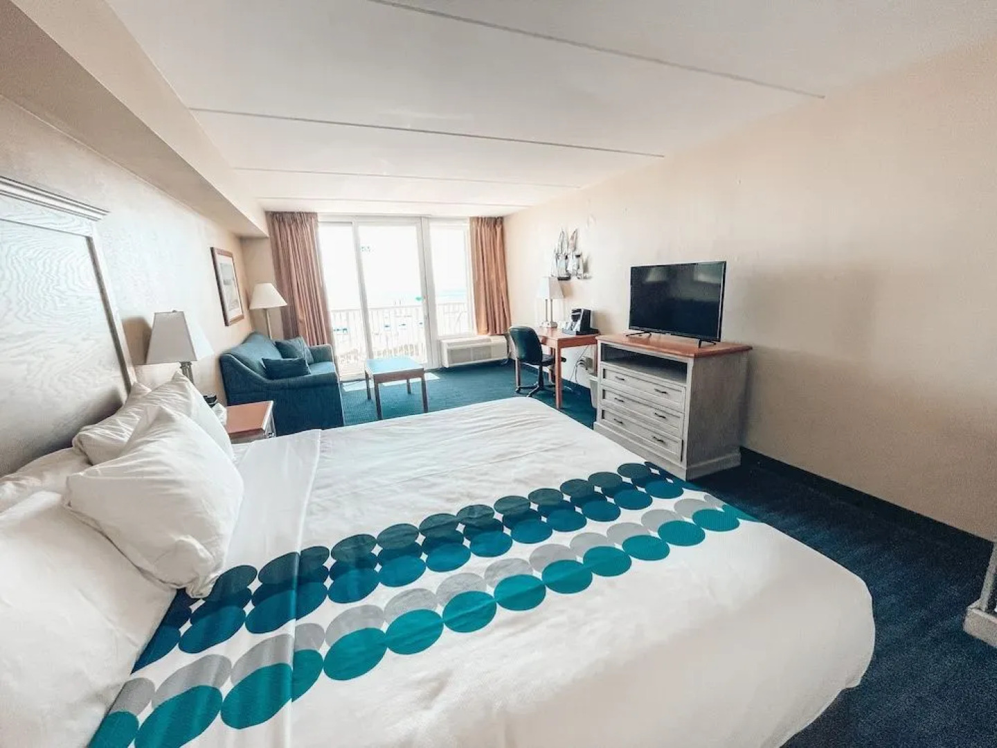 Golden Sands Carolina Beach Oceanfront, Tapestry by Hilton