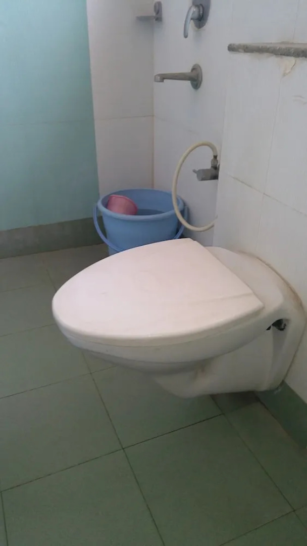 Iroomz NVR Hotels Luxury Redefined