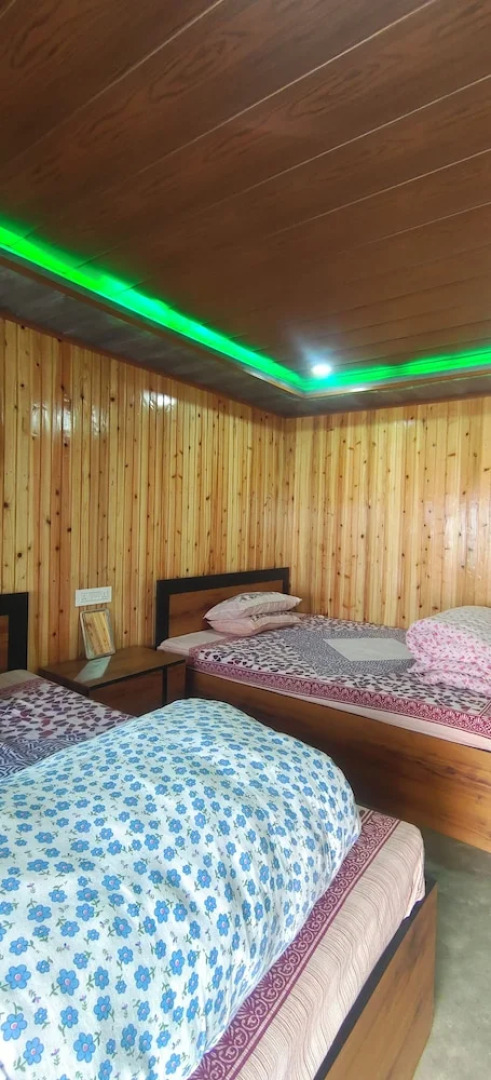 Zero Points TheLaure cottage Shreeantu