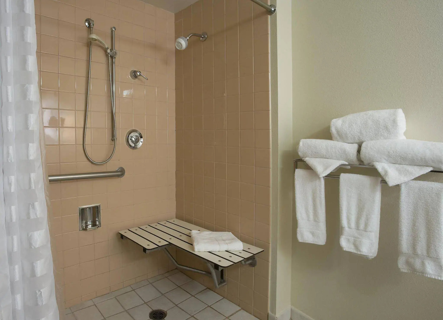 Embassy Suites by Hilton Seattle Tacoma International Airport