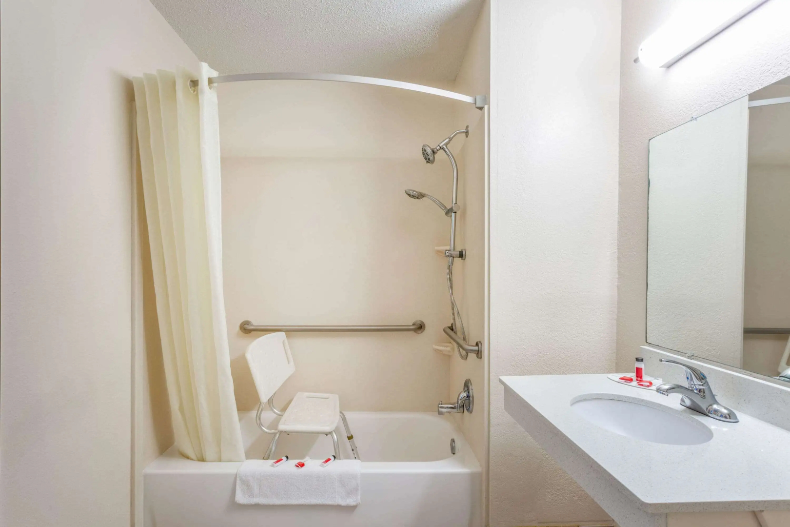 Super 8 by Wyndham Abingdon VA