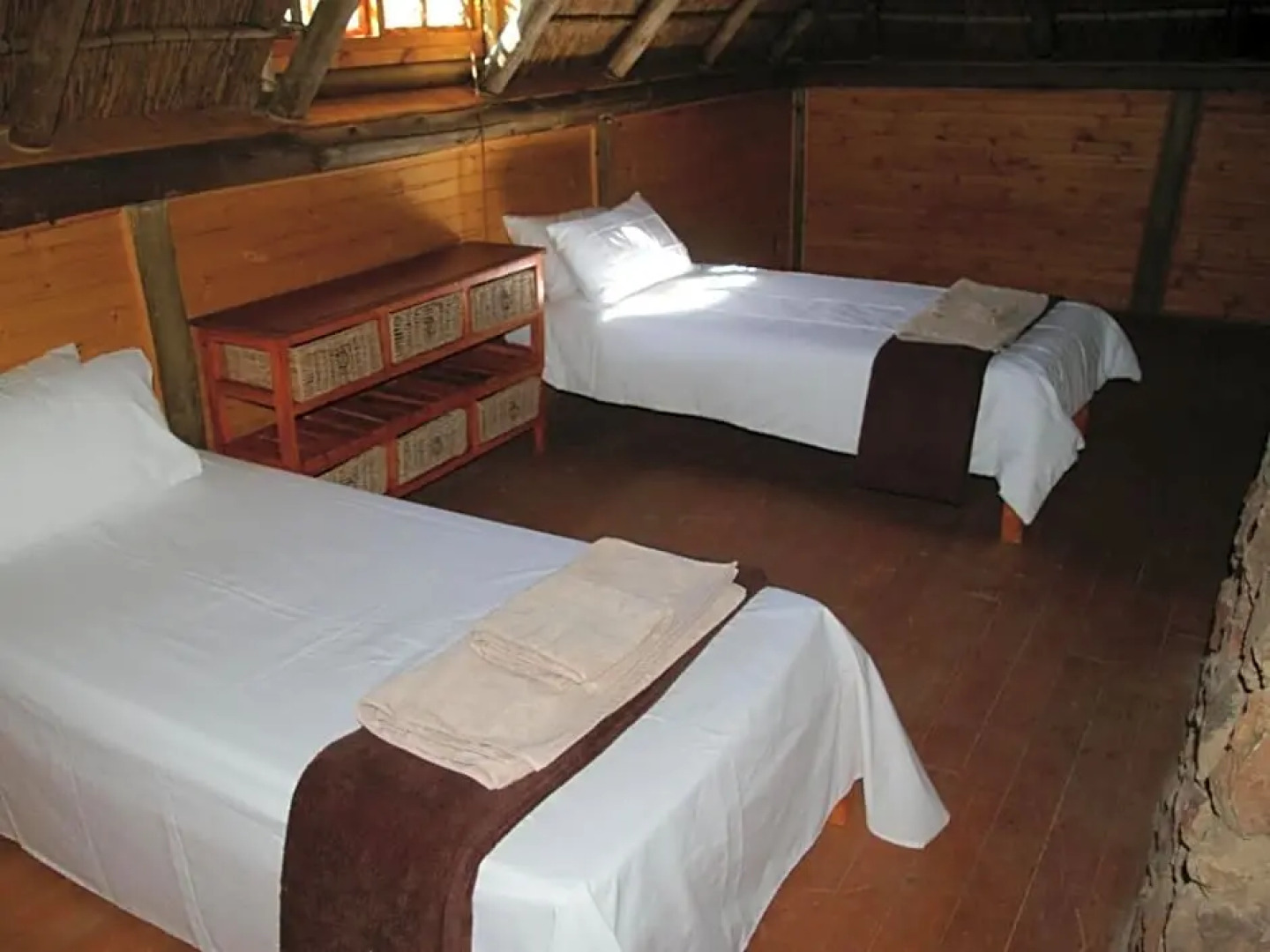 Fish Eagle Log Cabin