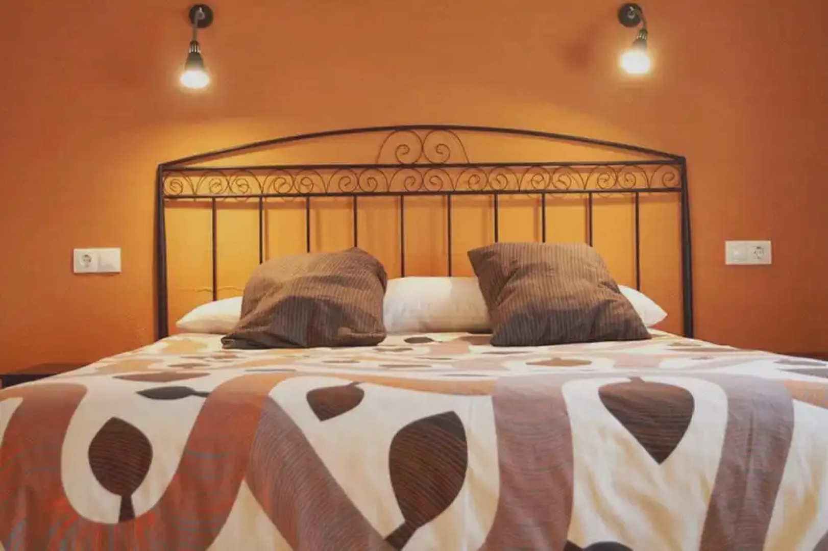 House With 6 Bedrooms in Albacete, With Wonderful Mountain View, Pool Access and Enclosed Garden