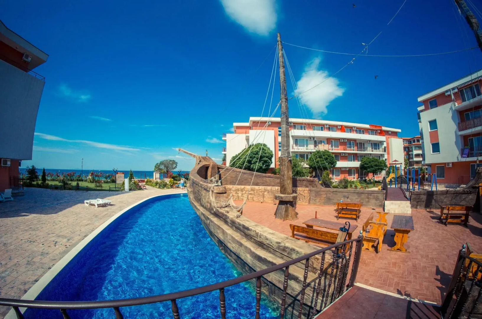 Privilege Fort Beach