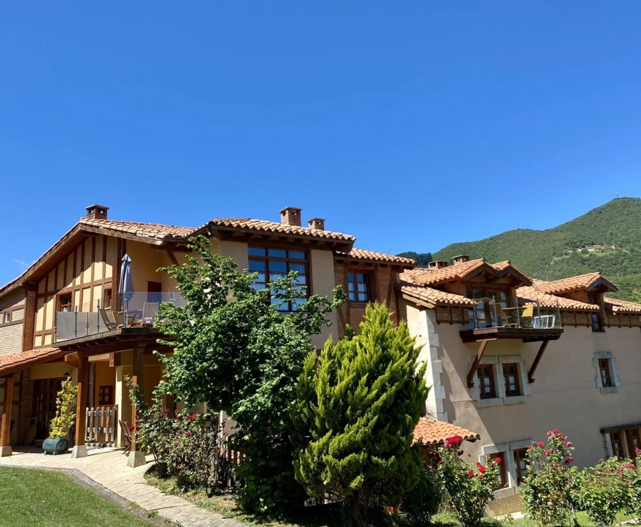 Apartamentos Alquitara