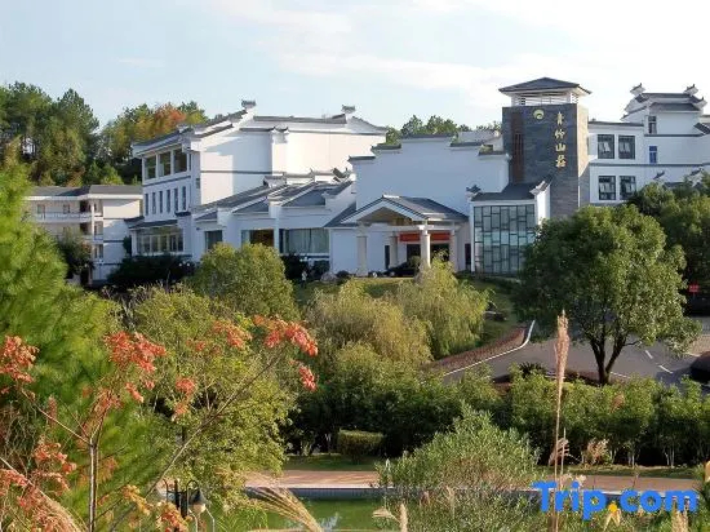 Qingzhu Hotel
