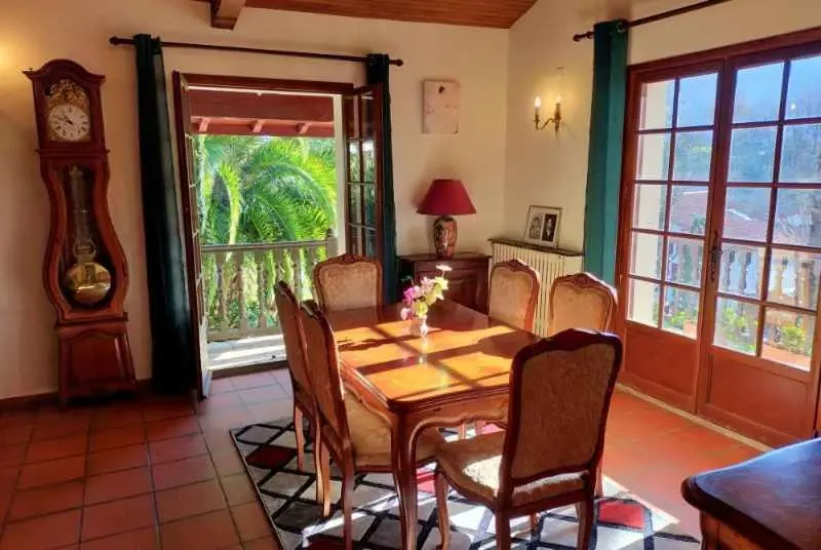 Bel appartement T4 dans maison basque