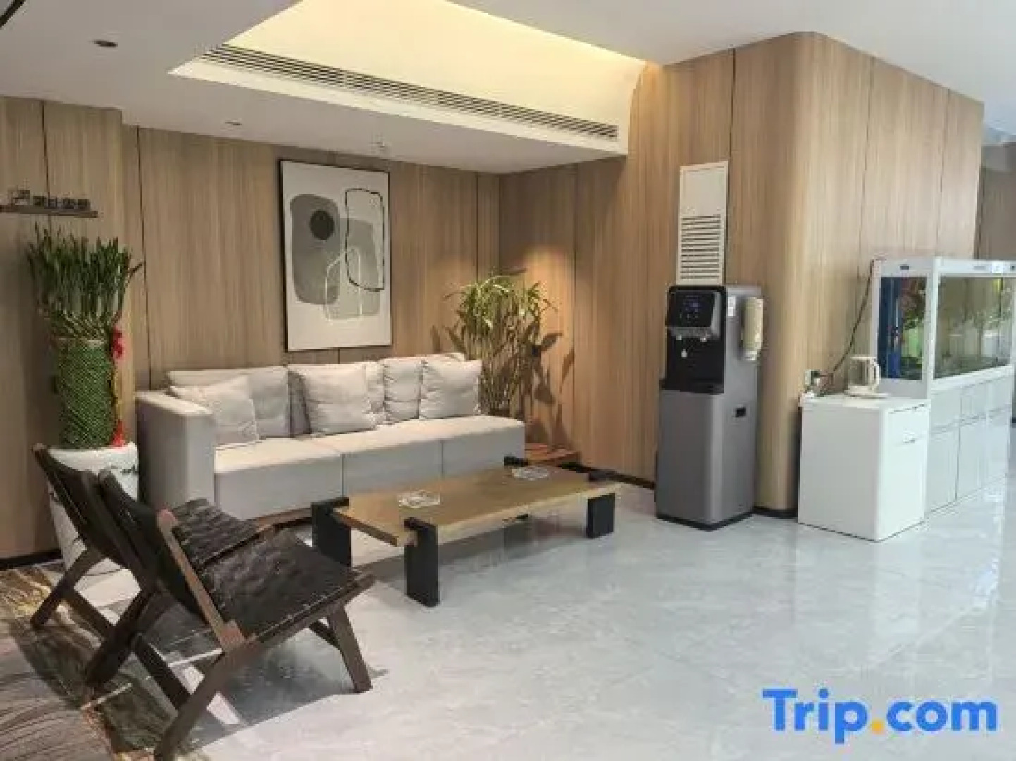 Xinhai Holiday Hotel