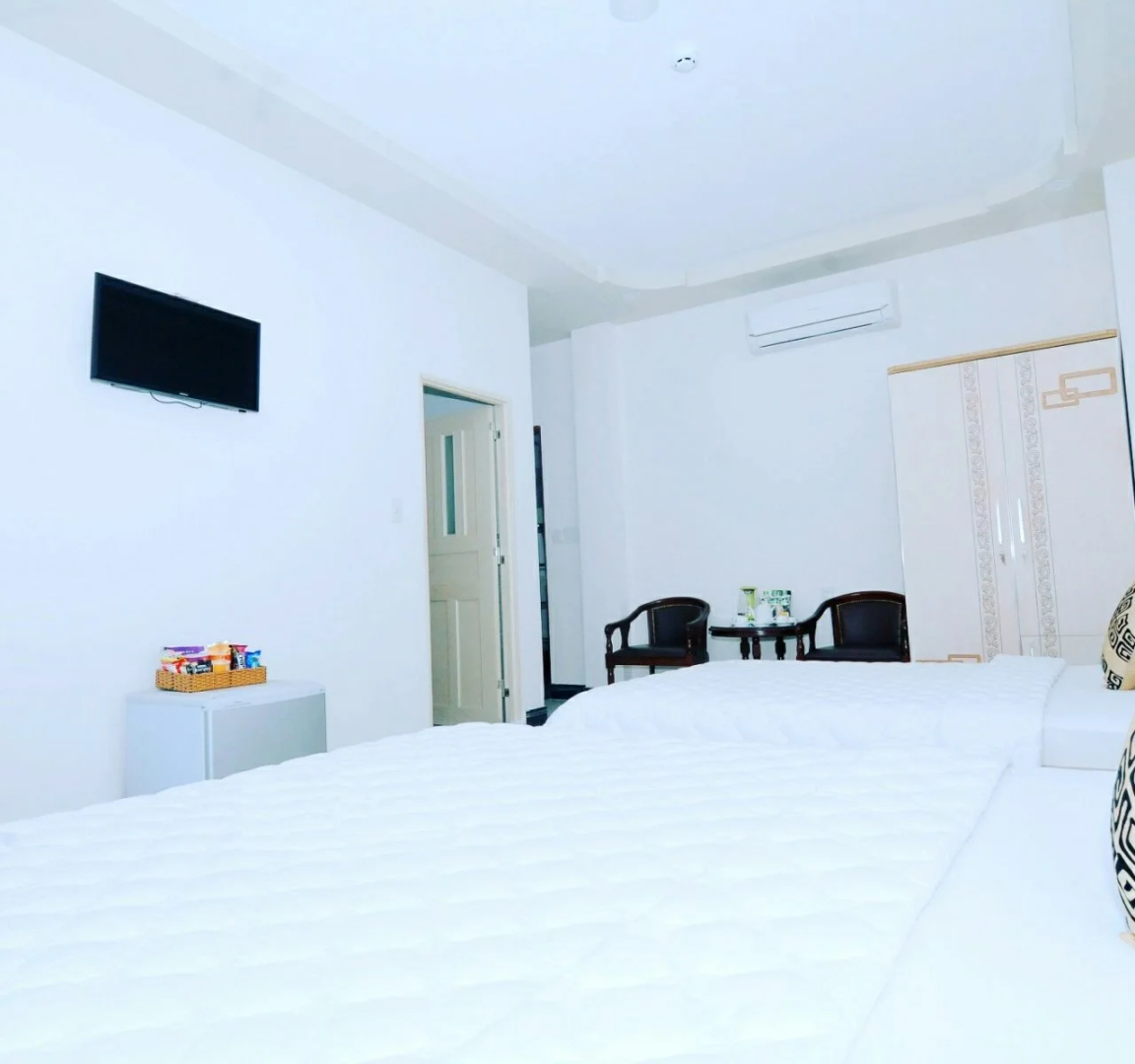 Jiny Tran Hotel