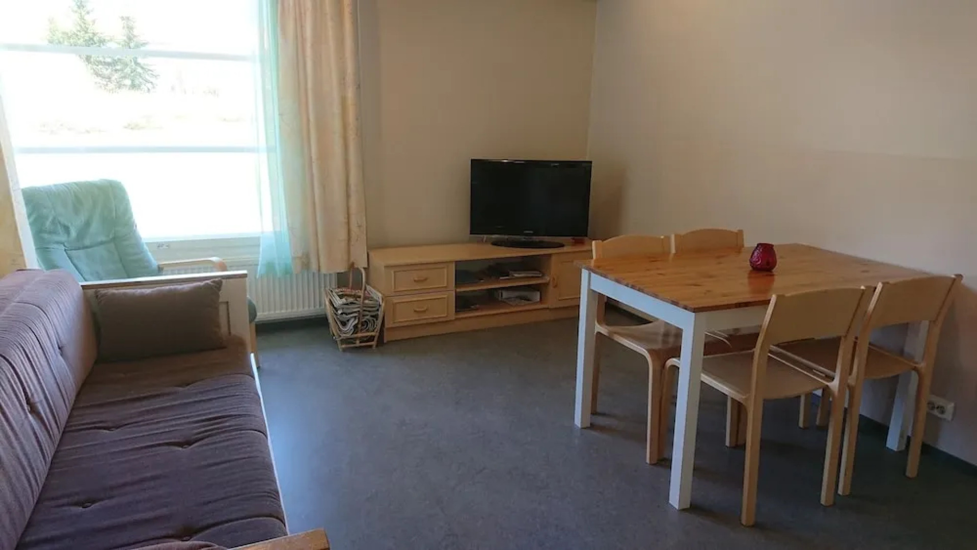 Lepaan Matkailun Kesähostelli