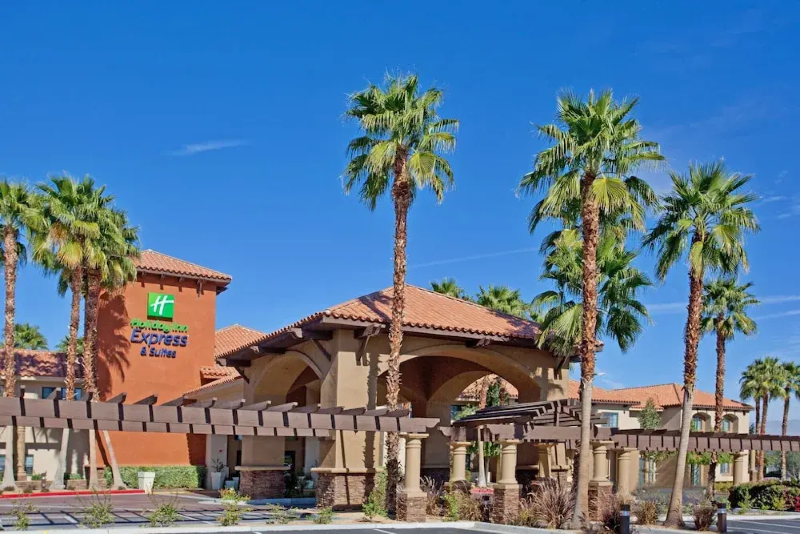 Holiday Inn Express & Suites Rancho Mirage - Palm Spgs Area