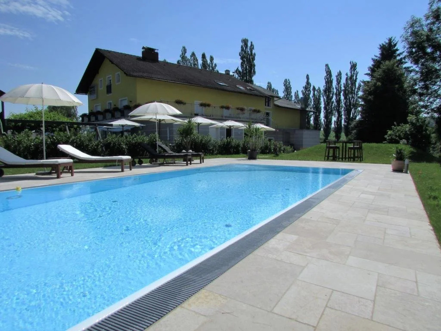 Ewitsch 13 - Hotel & Wirtshaus am Platschberg