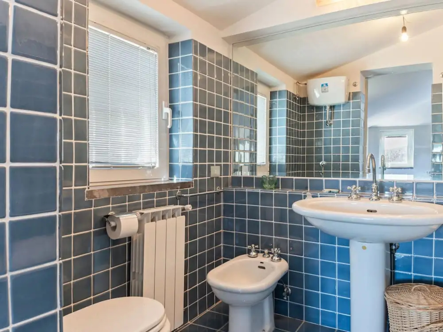 Vintage Holiday Home in Caselle in Pittari Near the Forest