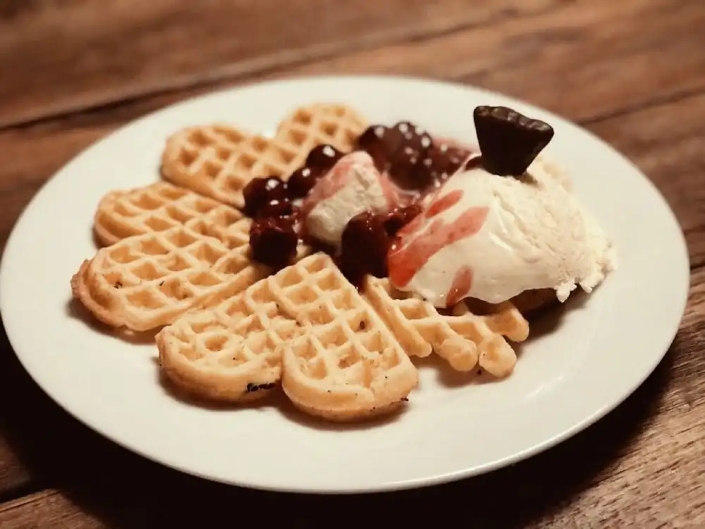 Unique House in the Vogtland Region With Open Architecture and Special Atmosphere