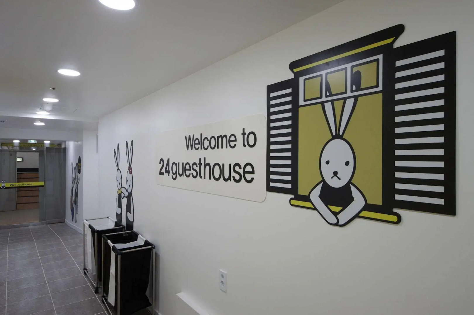 24 Guesthouse Myeongdong Town