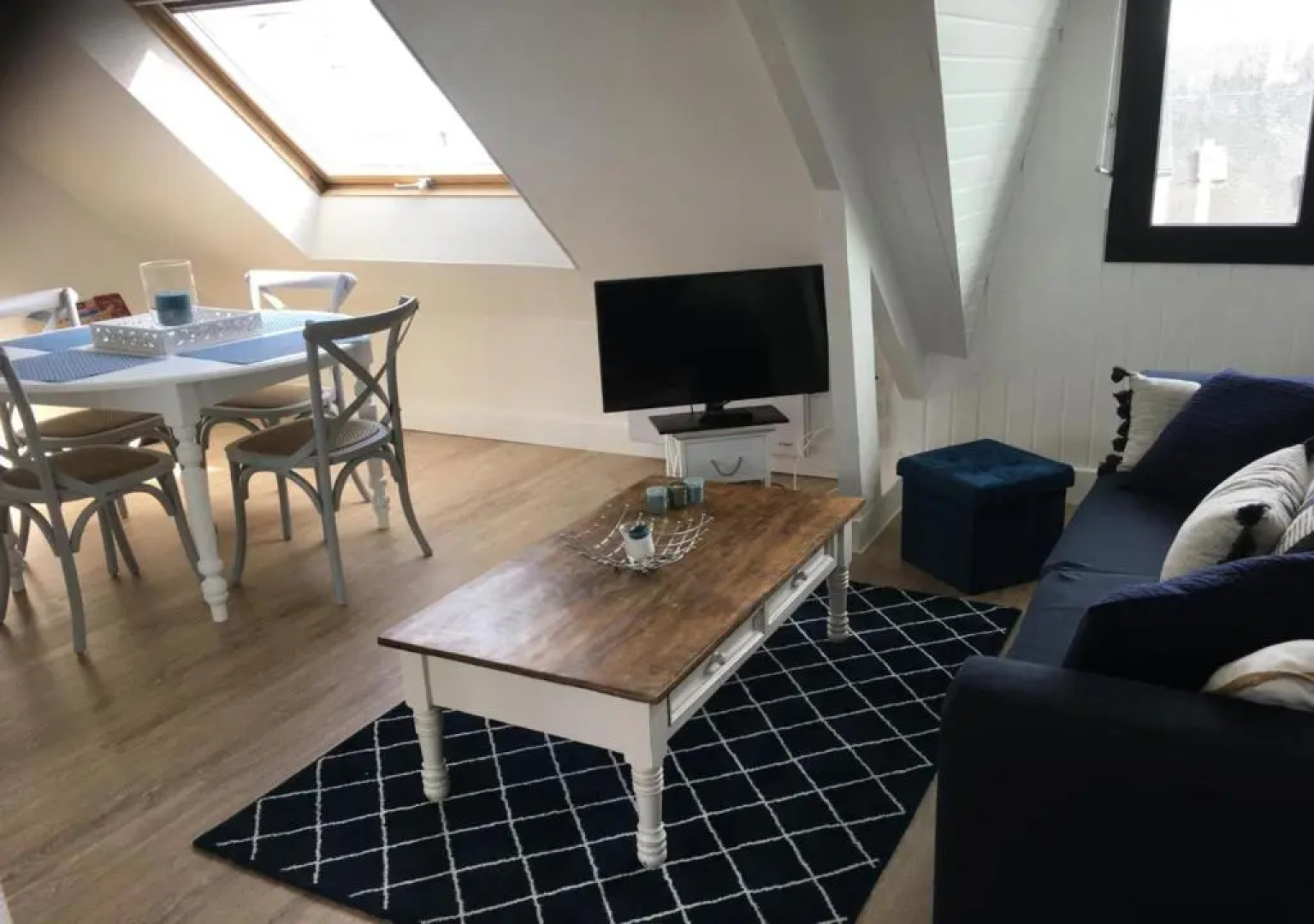 TOUT A PIED ! parking privé - T2 25m2 cosy