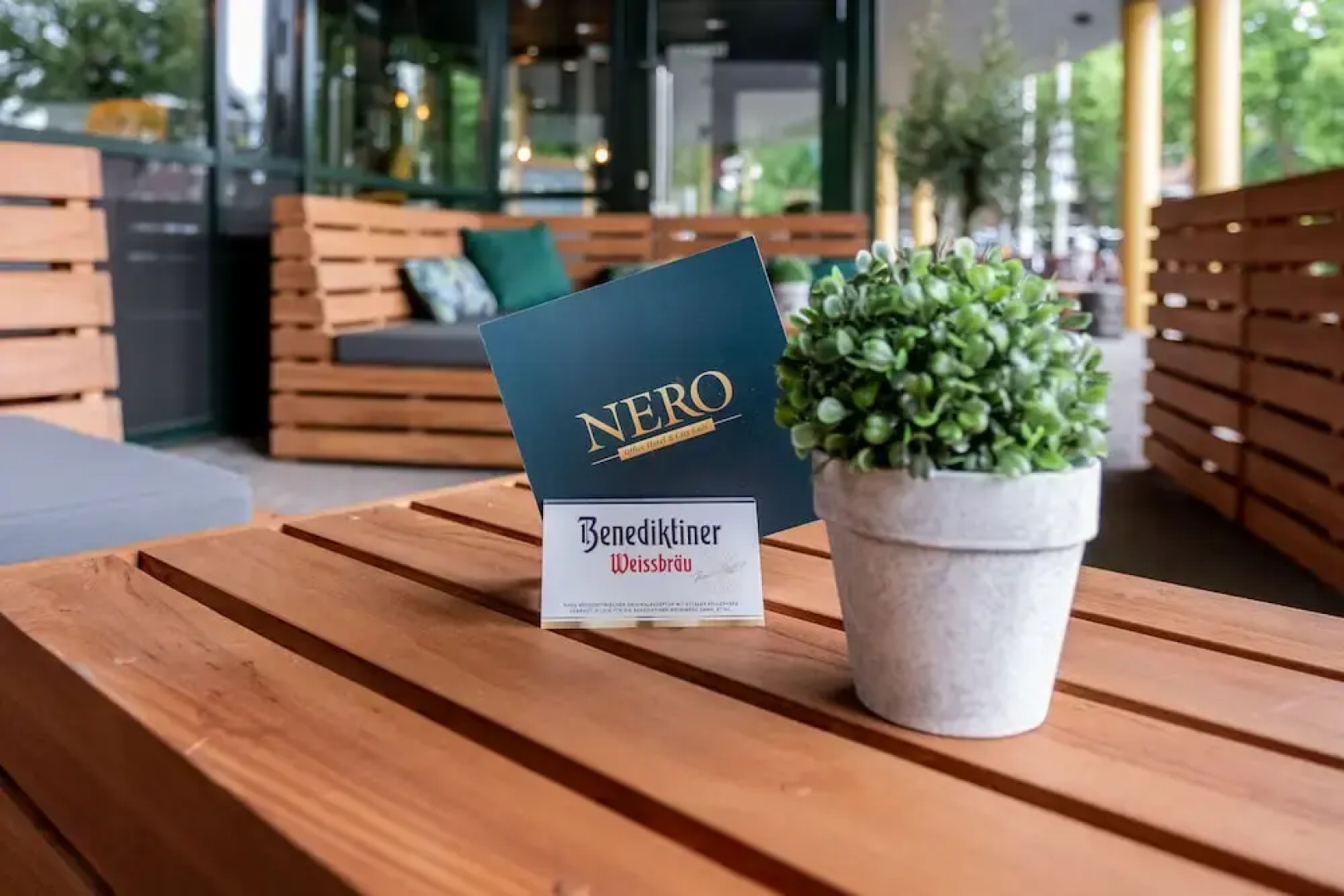 Nero Office Hotel