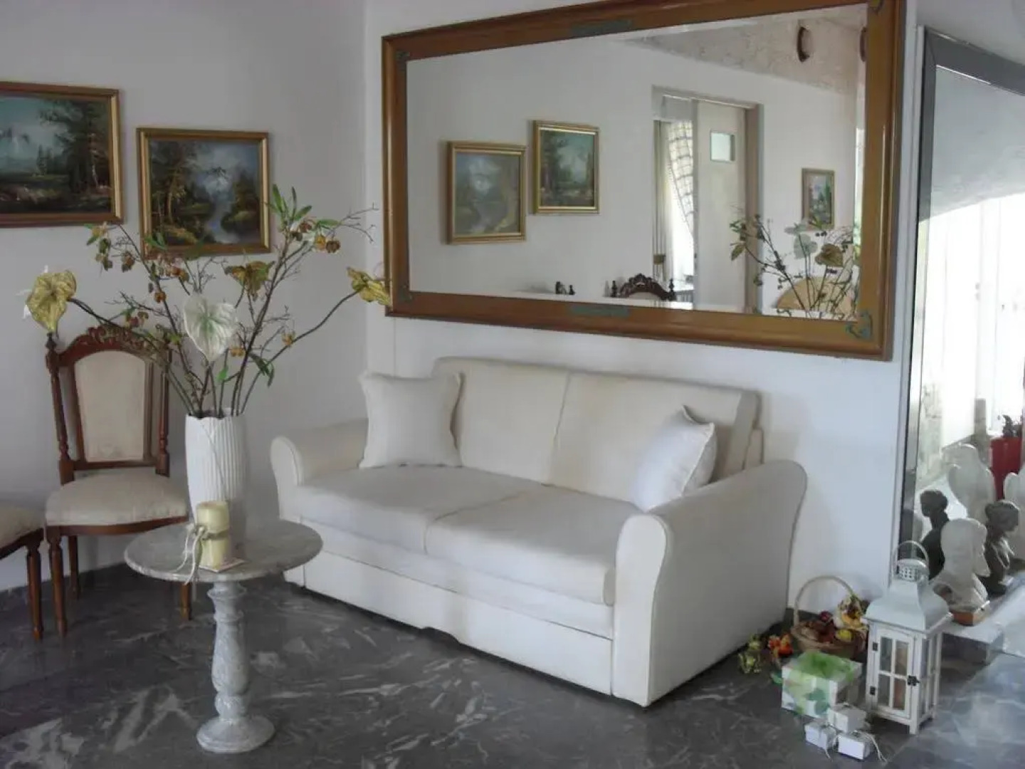 La Santre Villa