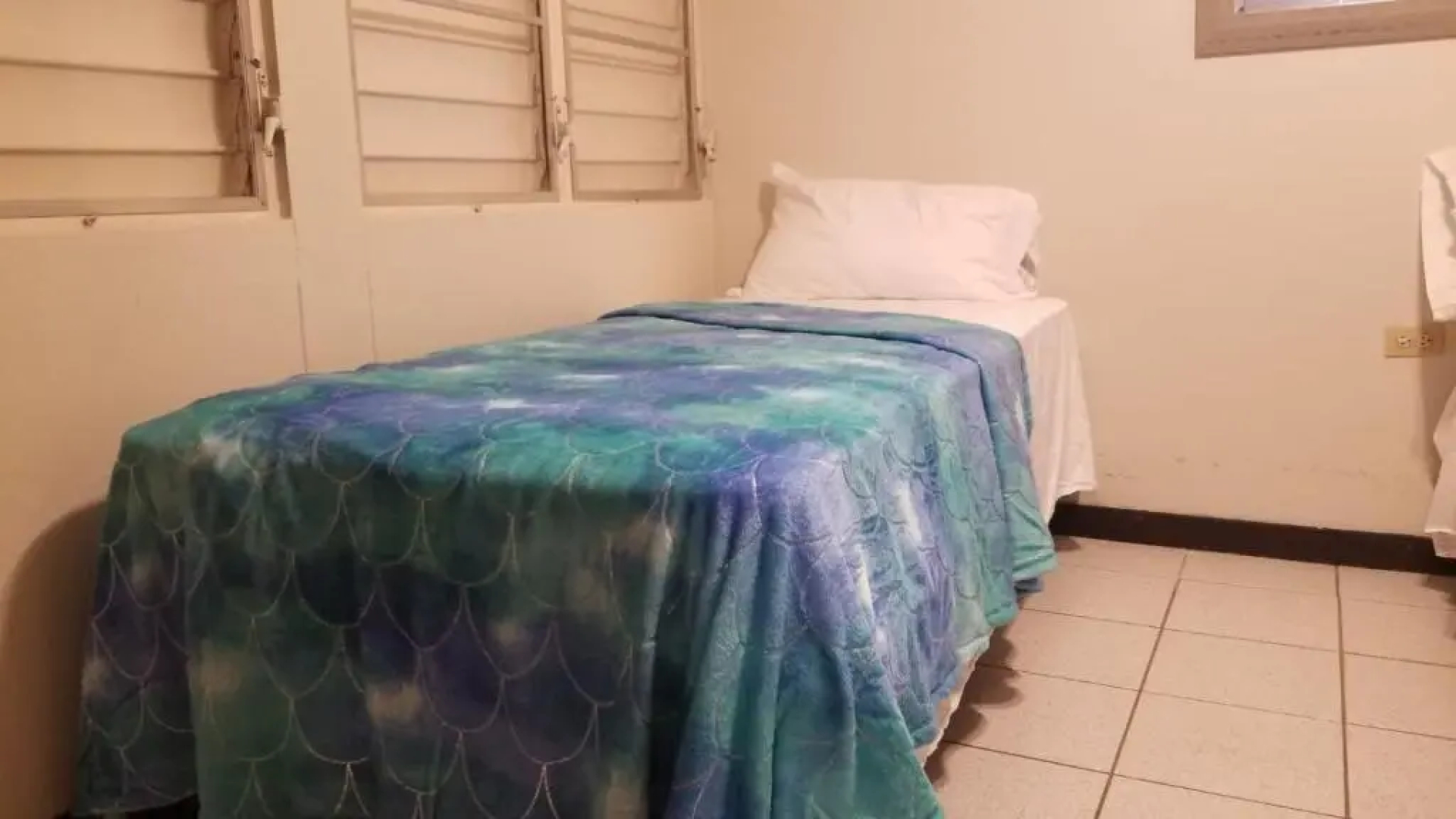 Montones Beach Studio B-3