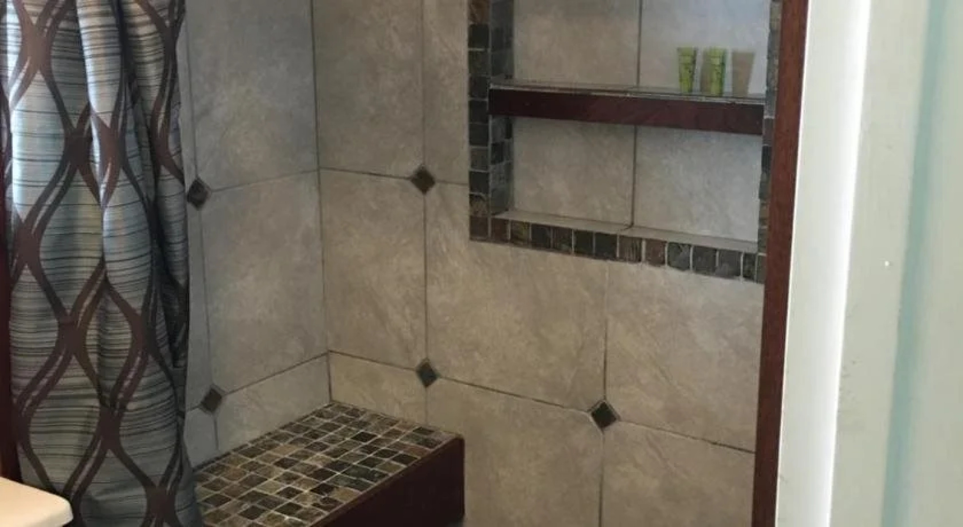 Marjorie's Kauai Inn, a bed and breakfast