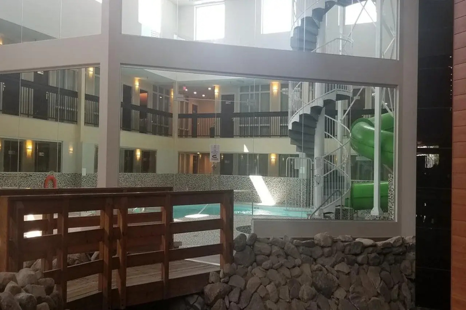 Coast Nisku Inn & Conference Centre