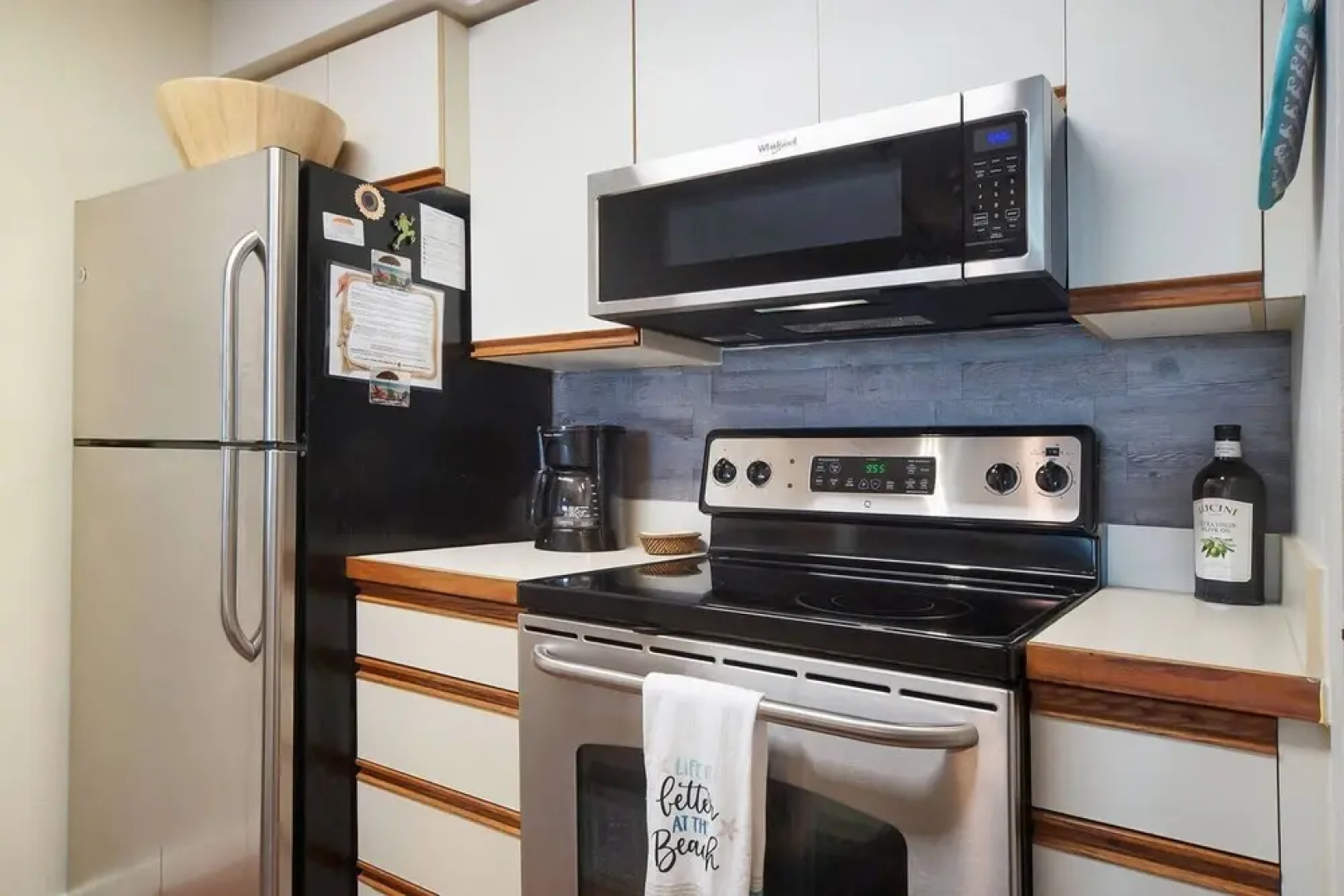 Bay Breezes At Hideaway Bay! Waterfront, Free Kayaks, Golf Cart 2 Bedroom Condo by Redawning