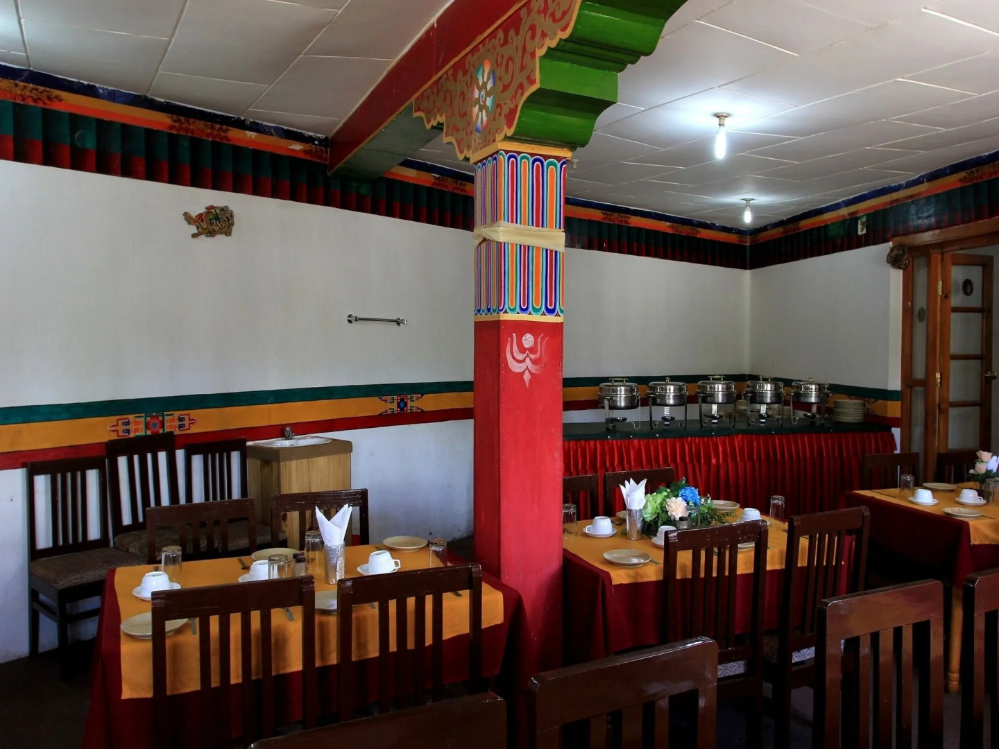 TIH Hotel Mahay Palace