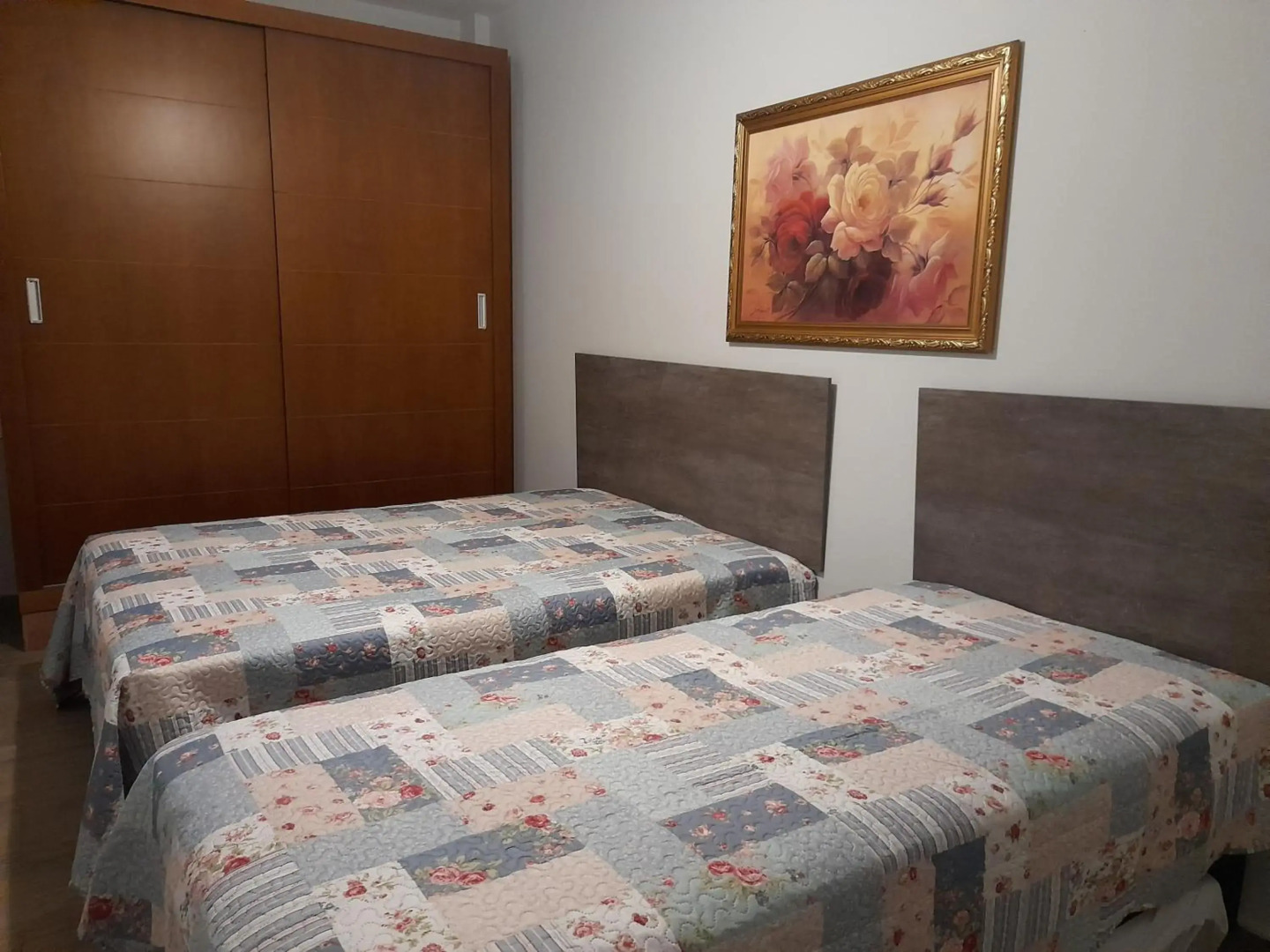 Santos - Apartamento Frente Mar C/ Ar Condicionado/ Garagem Privativa/Internet/TV a Cabo