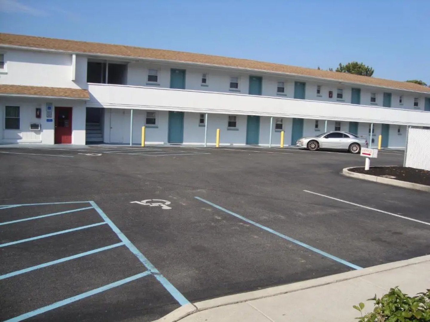 Budget Inn Motel Suites