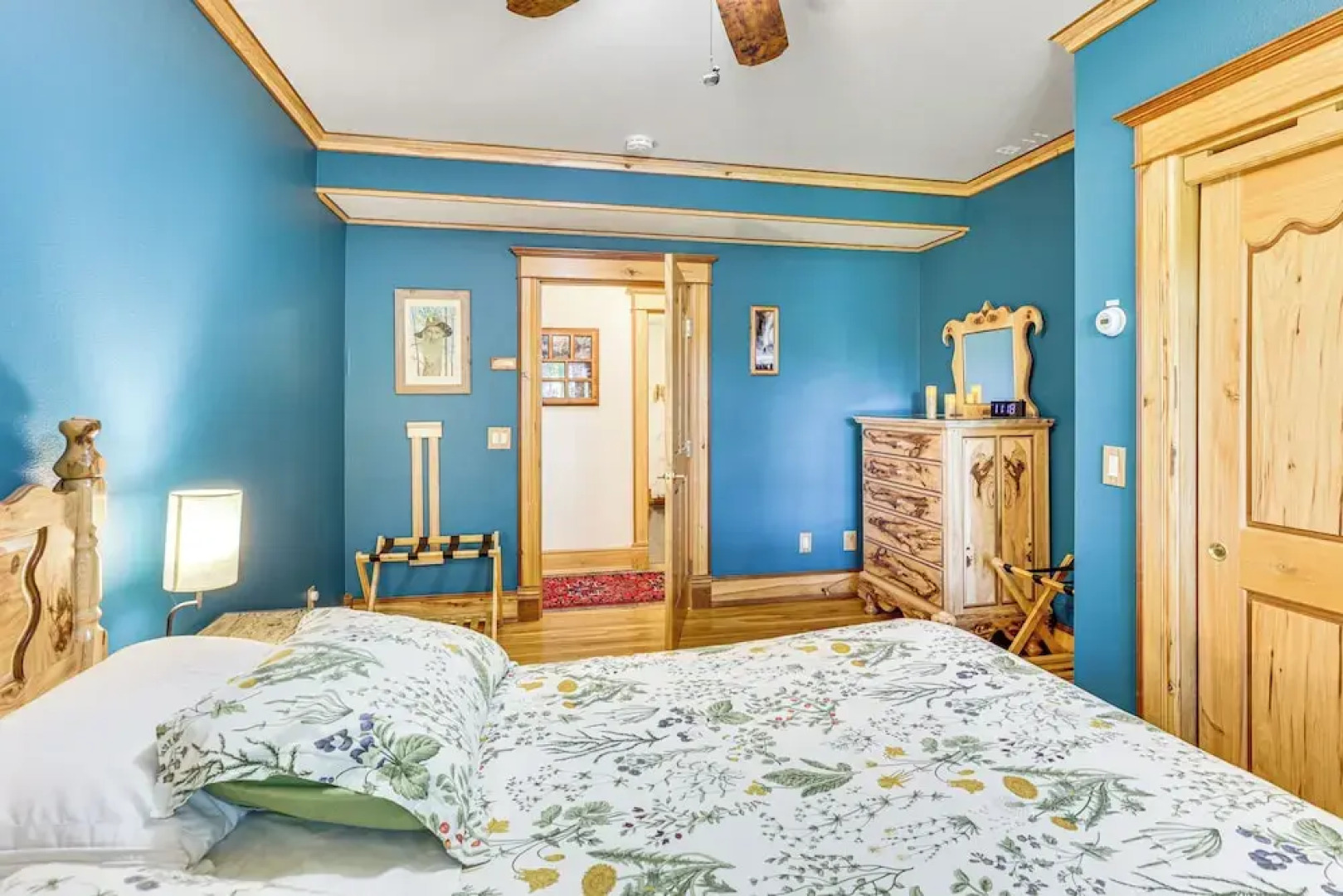 On-site Trails: Rock River Retreat in Jefferson!