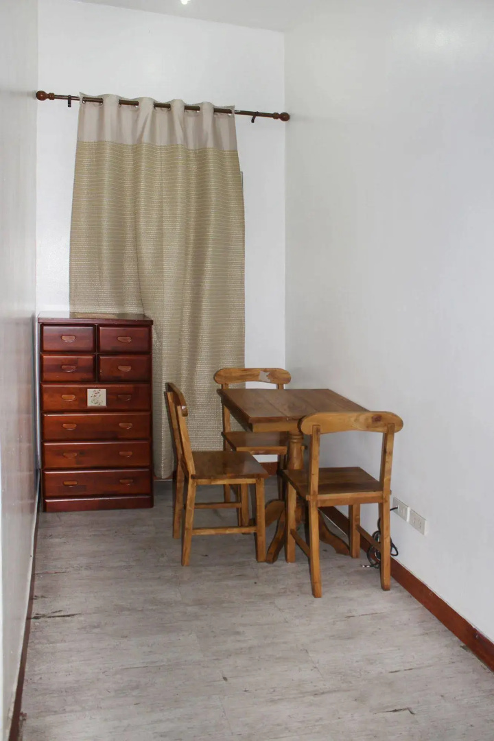 Rooms498