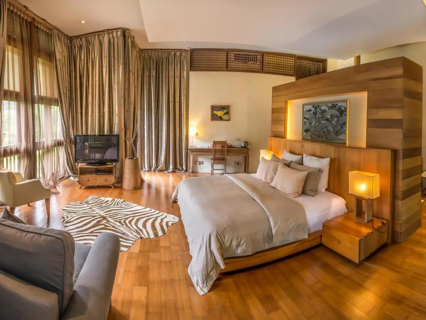 Casabrina Vacation Villas