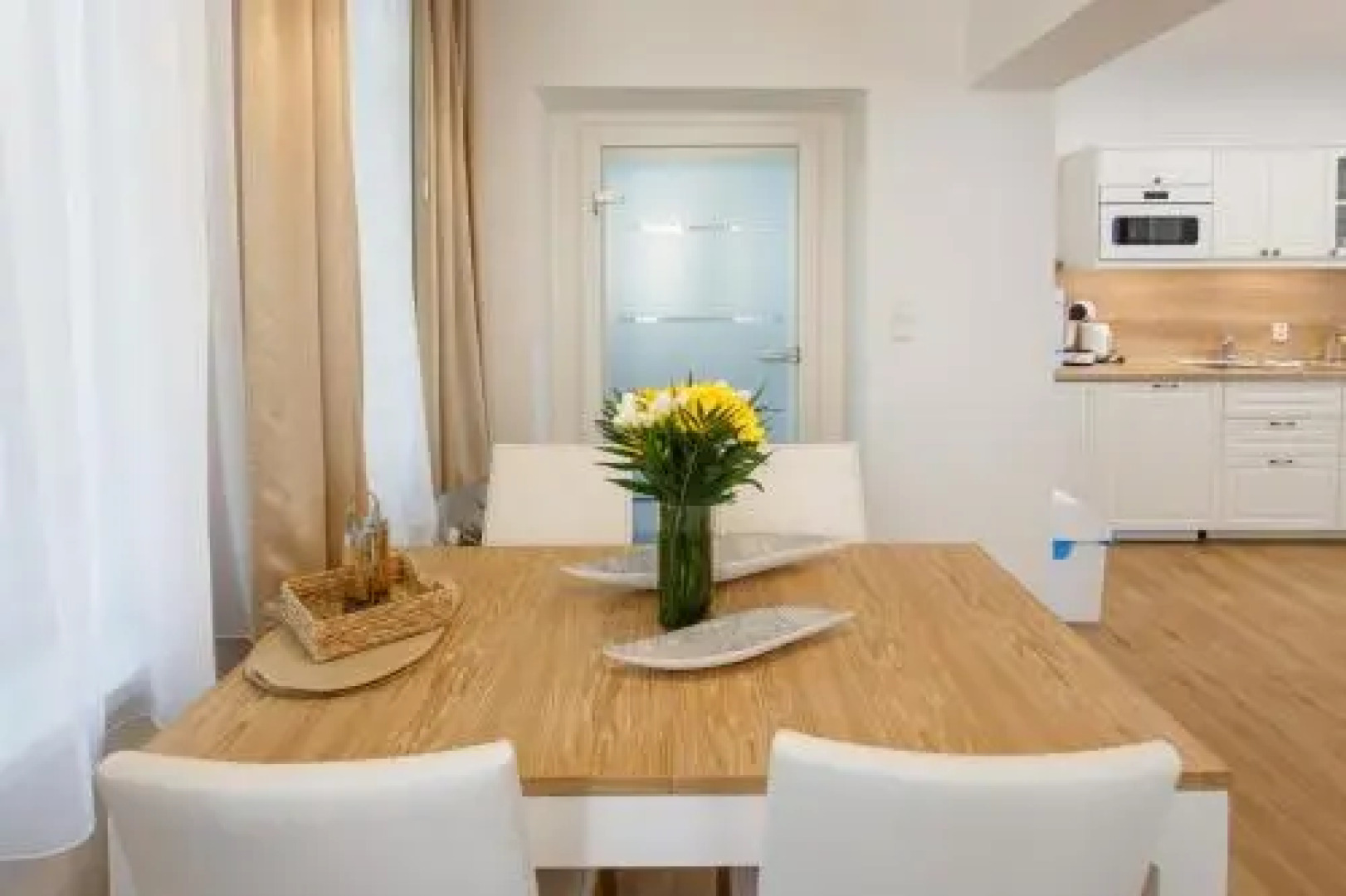 Apartments Villa Whitehouse