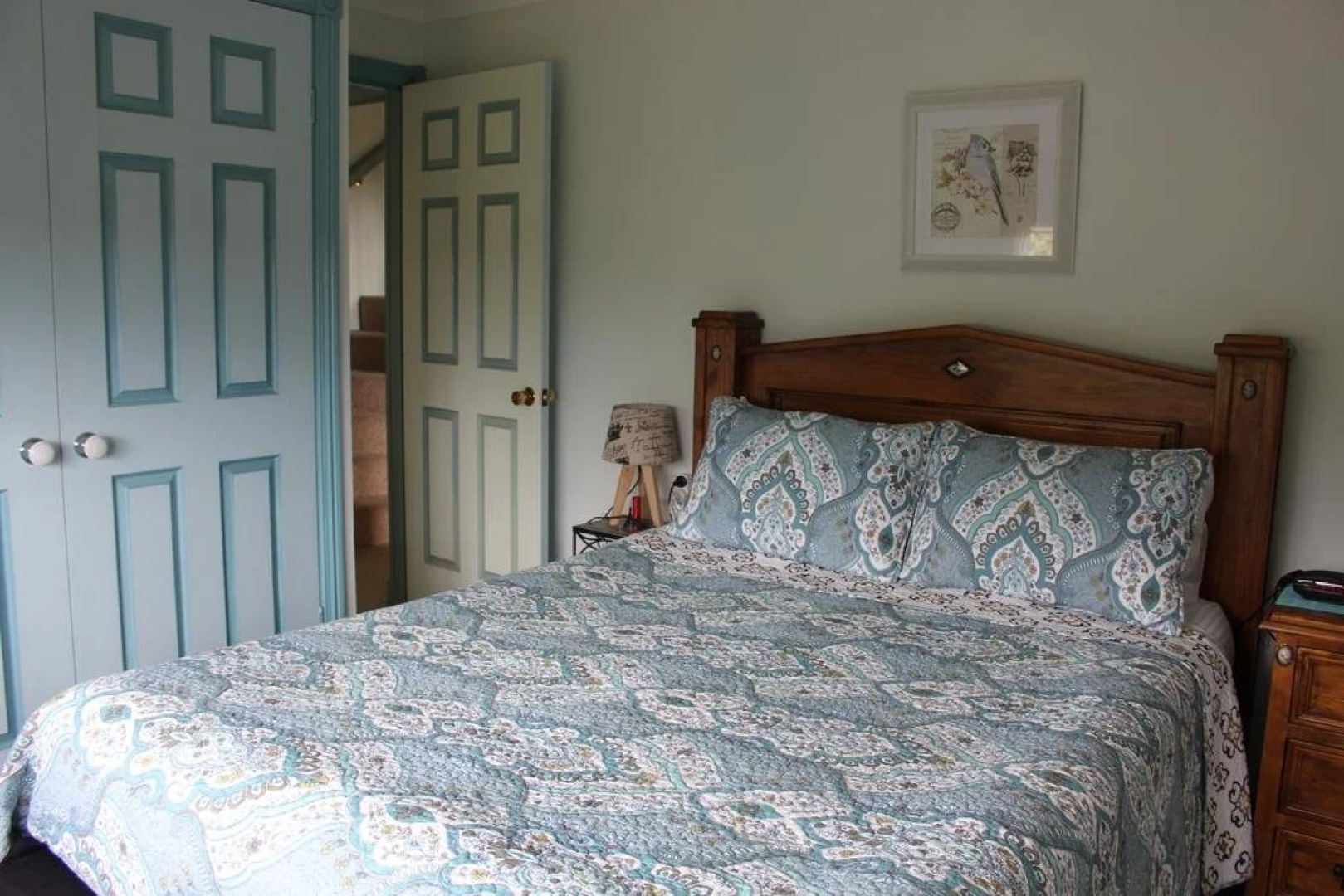 Birdhouse Cottage B&B