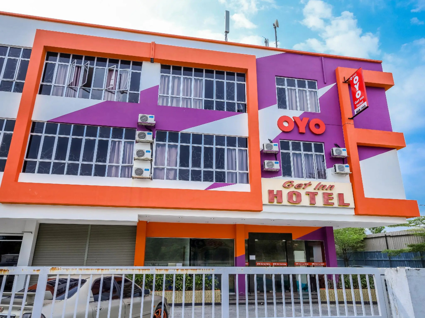 OYO 1043 Get Inn Hotel Sendayan