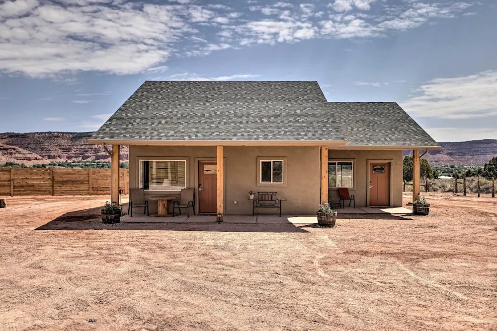 Quiet Kanab Home w/ Panoramic Views & Porch!