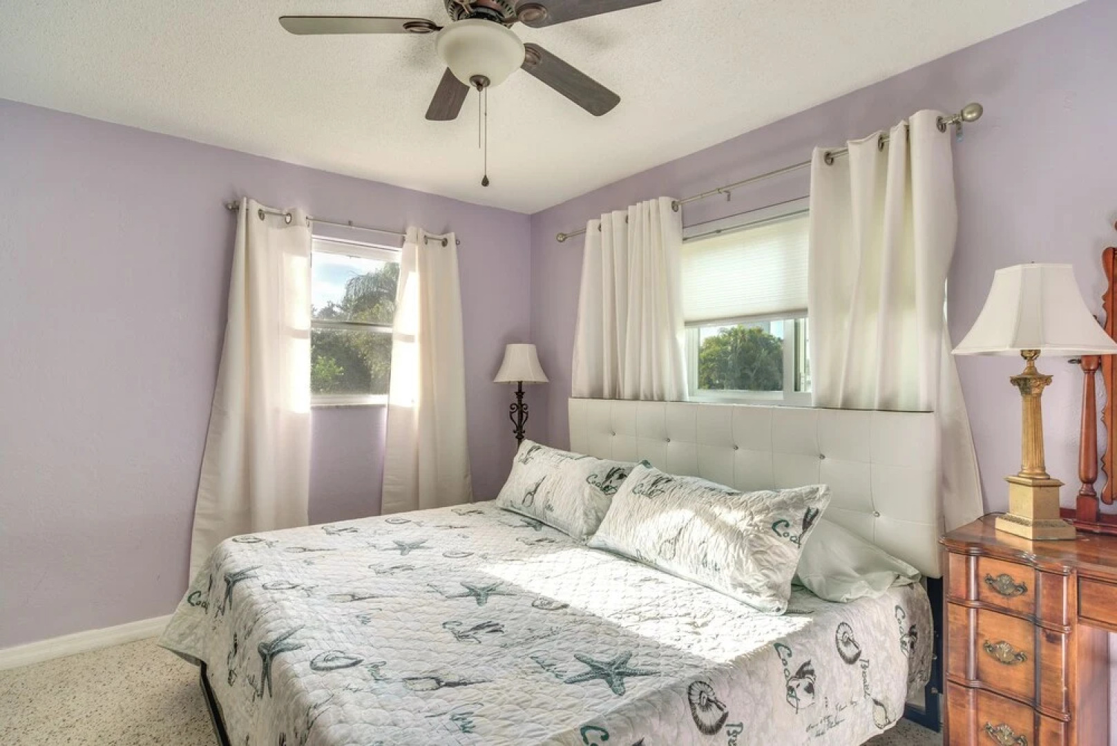 4 Mi to Dog Beach: Largo Home w/ Pool & Hot Tub!