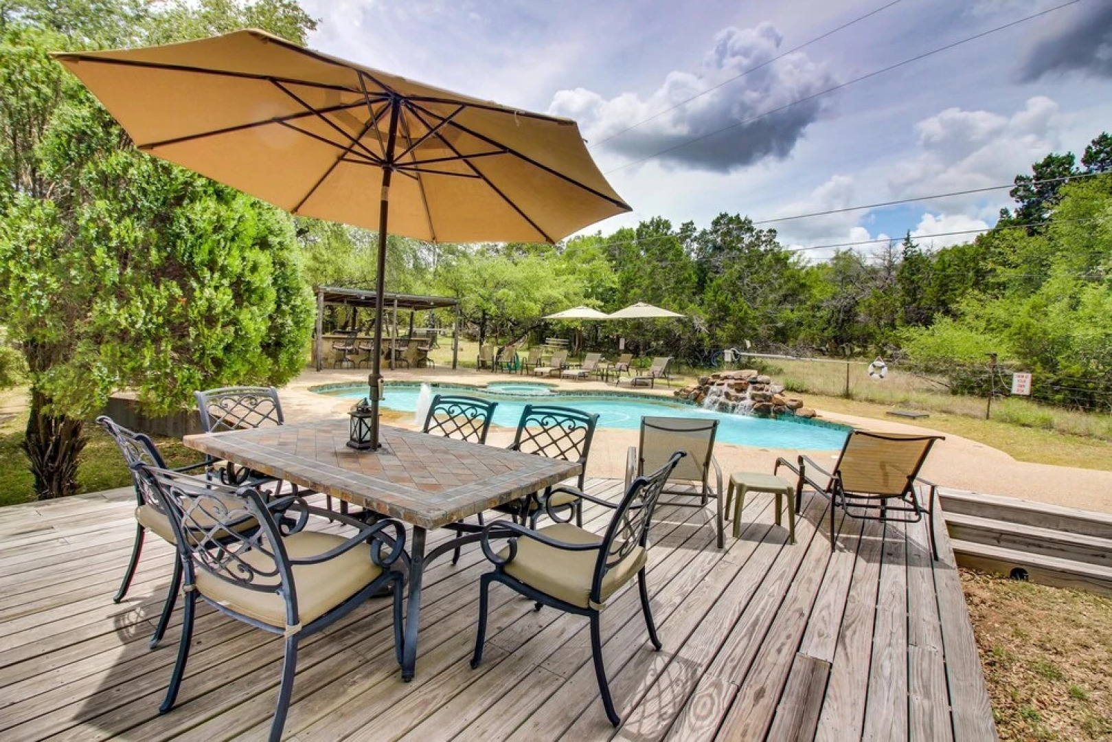 Whitetail Ridge Retreat