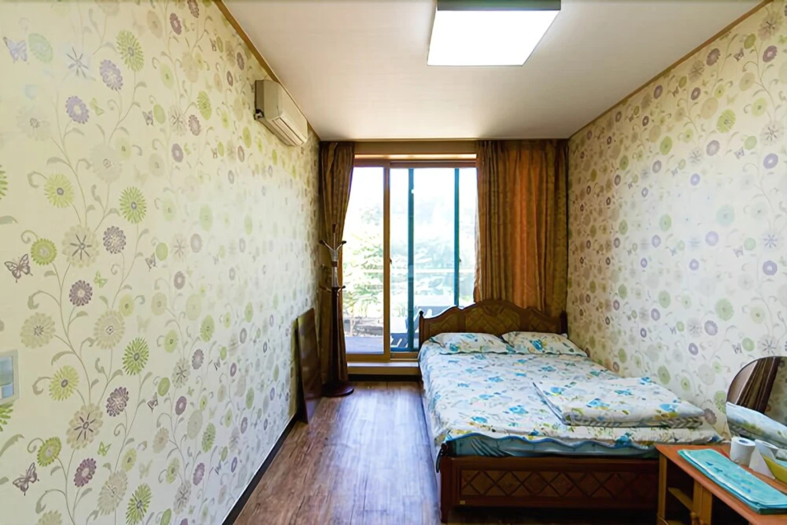 Hongchen Haeri House Pension