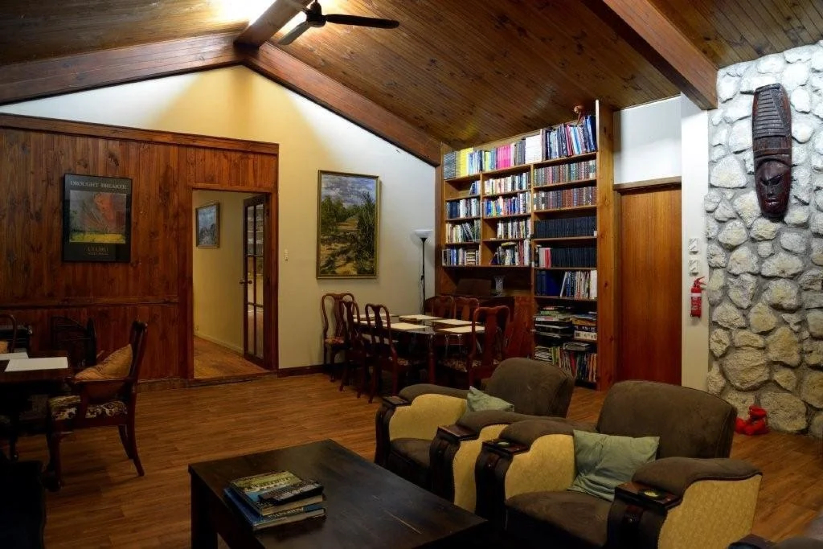 Pelican Lagoon Lodge
