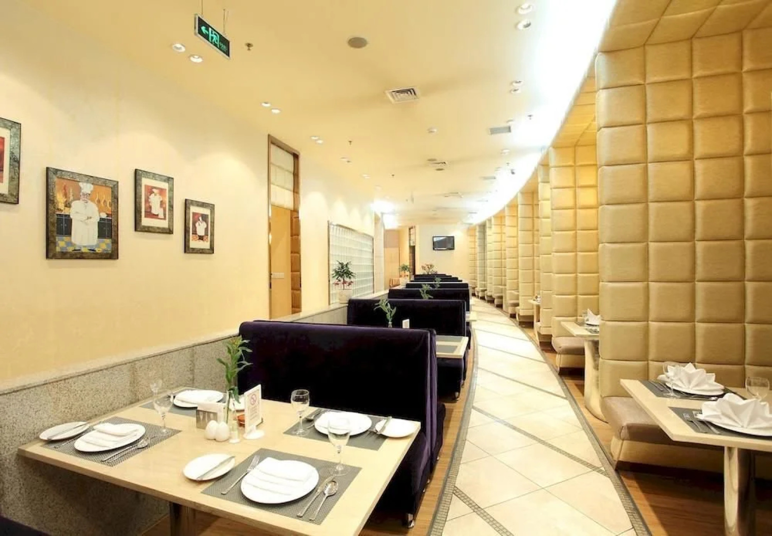 Zhengzhou Weilai Conifer Hotel