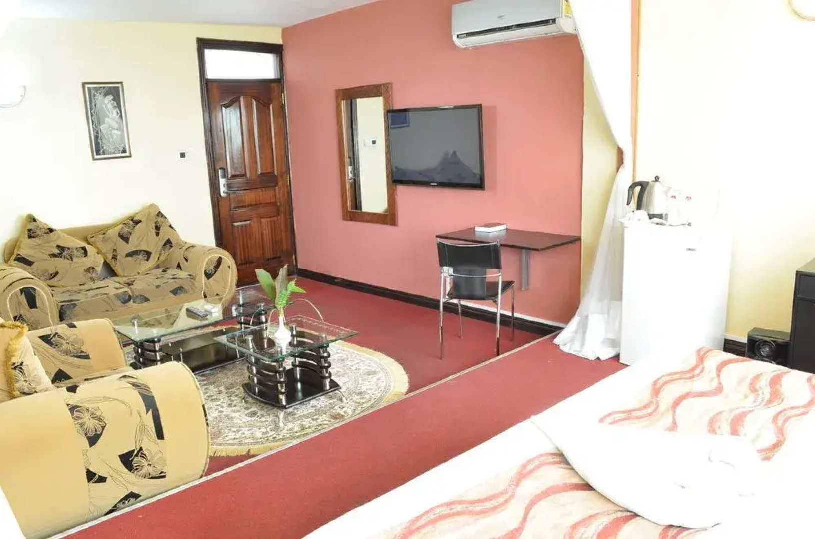 Royal City Garden Hotel